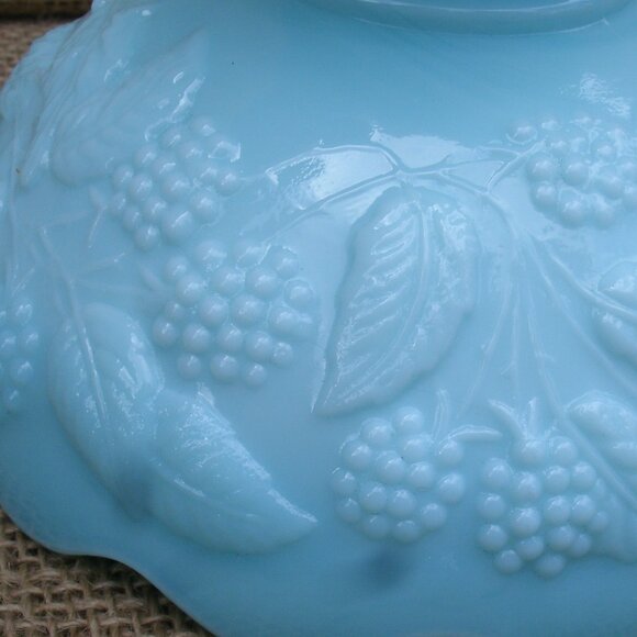 Vintage Fostoria Blue Milk Glass Berry Bowl - Picture 16 of 16